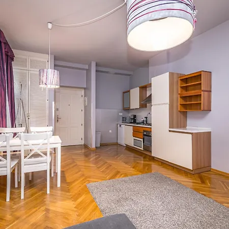 Antiveli Prag